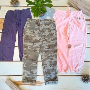 Women’s Size 10 (Med) Trendy pants by GAP.